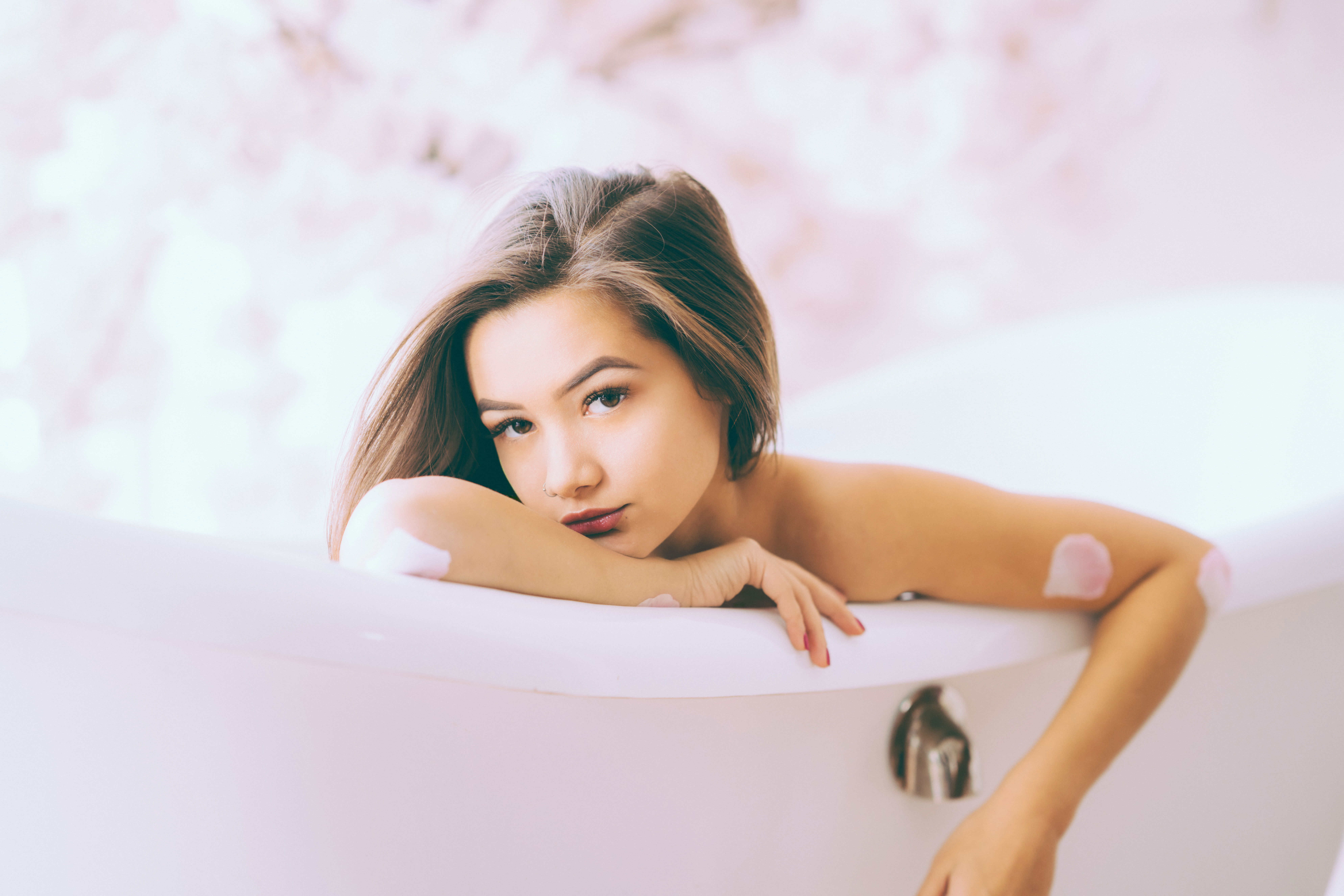 about model image about model image