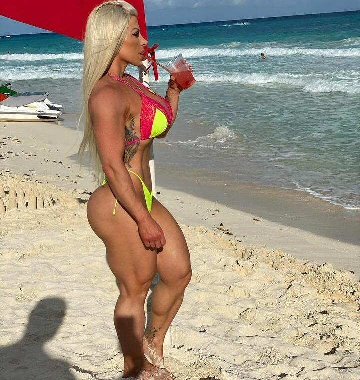 Anne Luise Freitas-photo