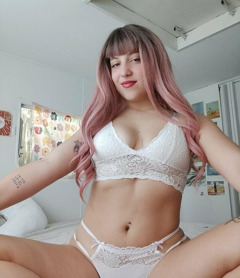about model image 2