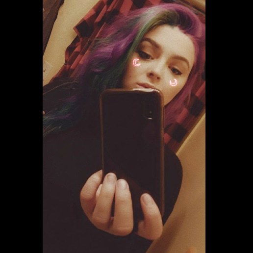Kayy 🖤-photo